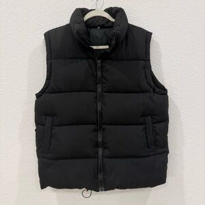 Amazon Classic Black Quilted Vest